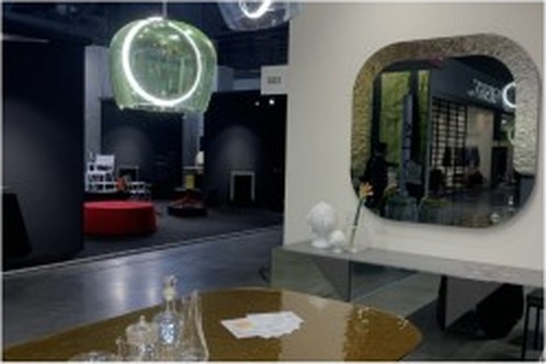 Lampadario 8 nel showroom AVM Led